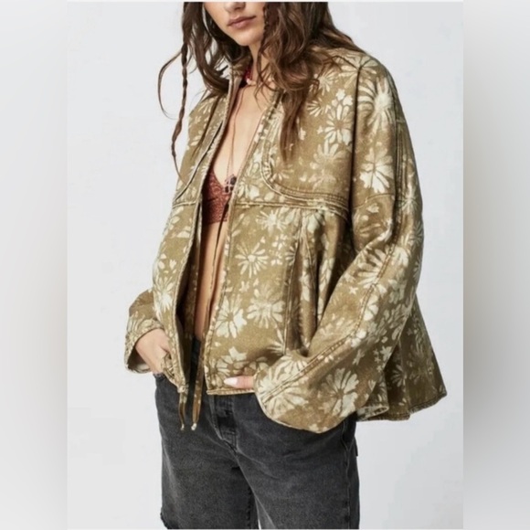 NWOT Free People Lua Bed Jacket, size XS - Picture 2 of 7